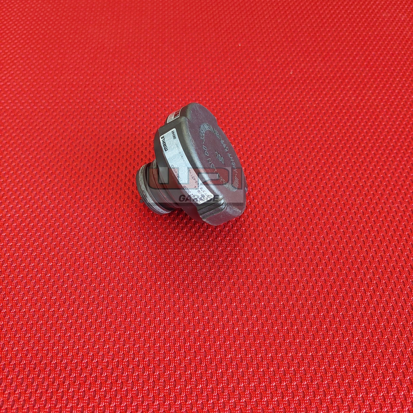 BMW E36 Expansion tank cap 17111742231