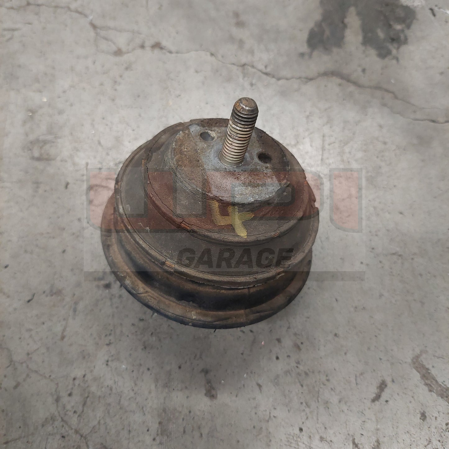 BMW E36 4 cyl engine mount 11811141377