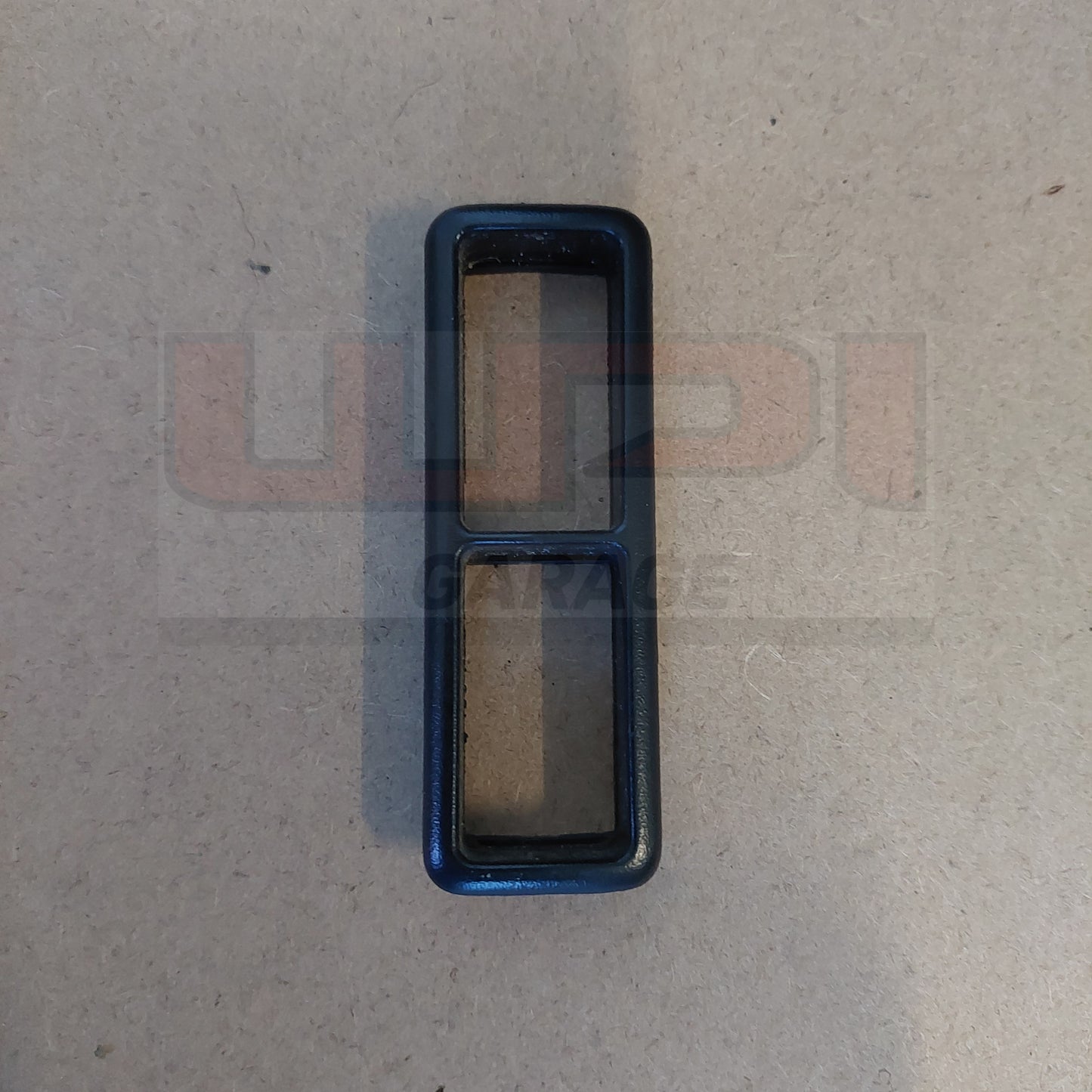 BMW E36 Switch surround housing (2 switch)