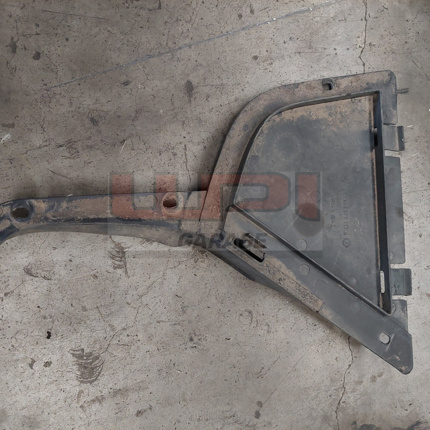 BMW E36 Front bumper support  Left  51711977117