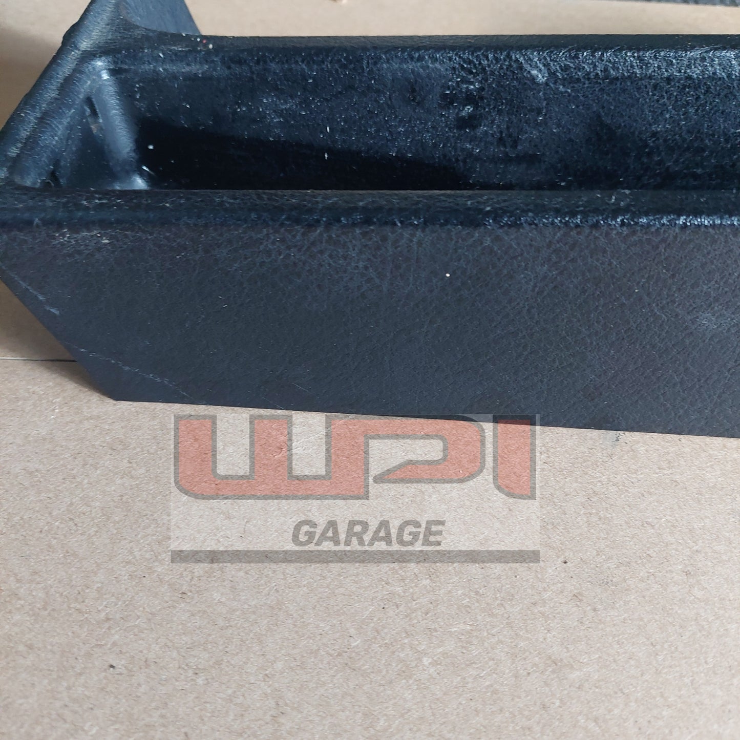 BMW E36  centre console (black) 511681626619