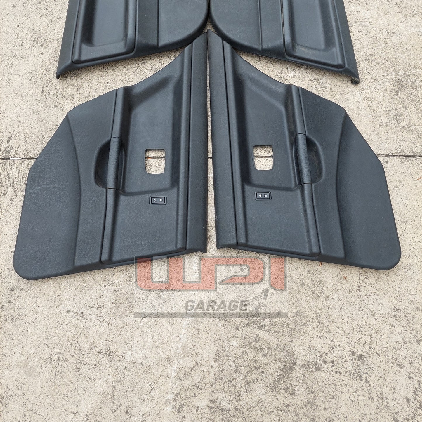 BMW E36 Sedan leather interior (black)