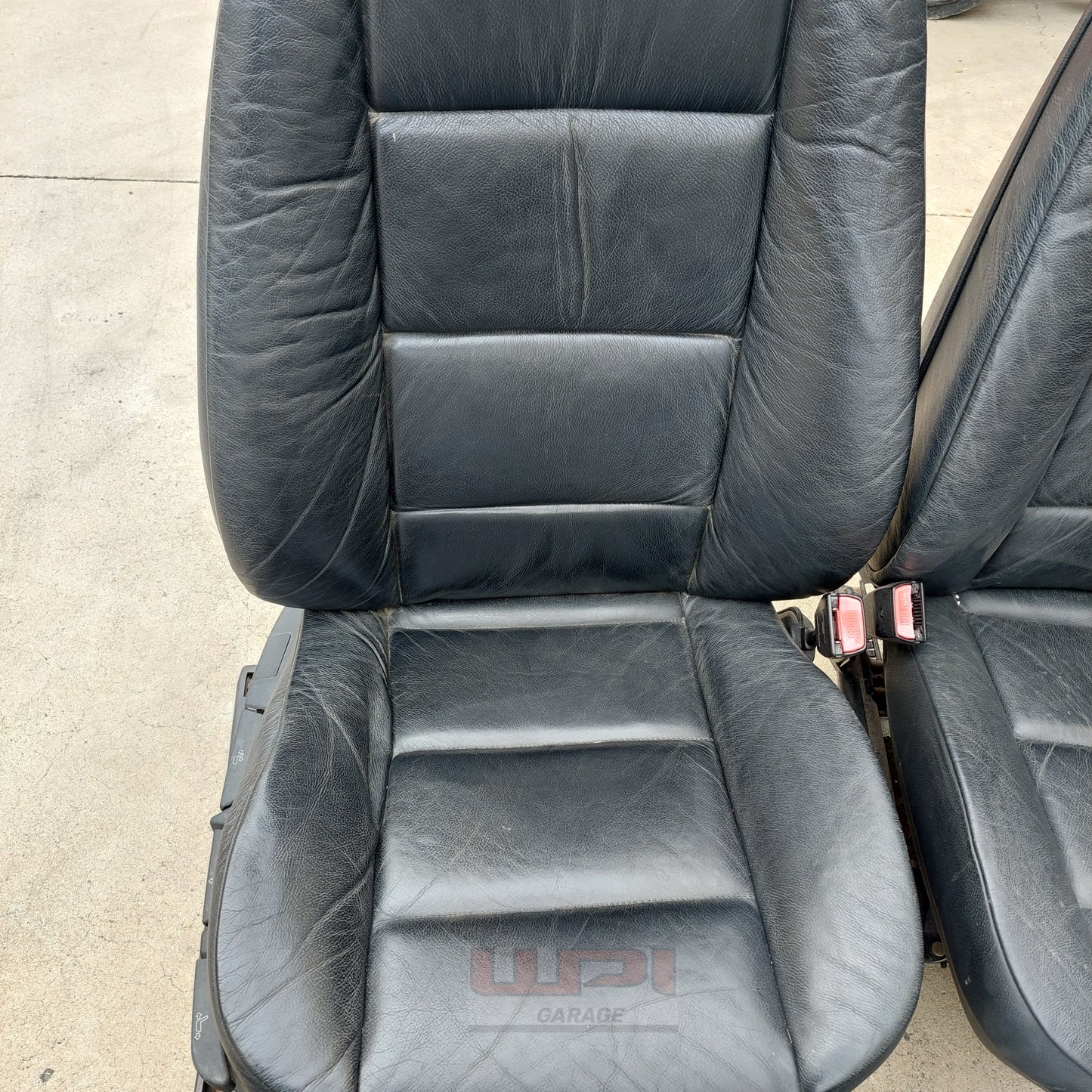 BMW E36 Sedan leather interior (black)