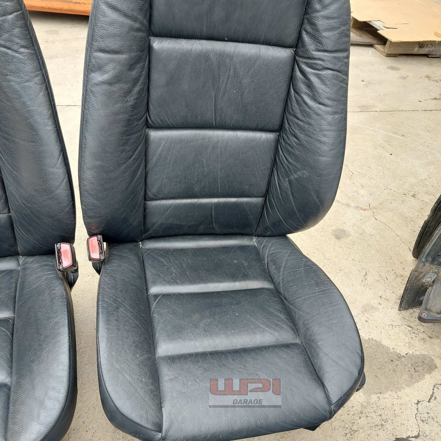 BMW E36 Sedan leather interior (black)